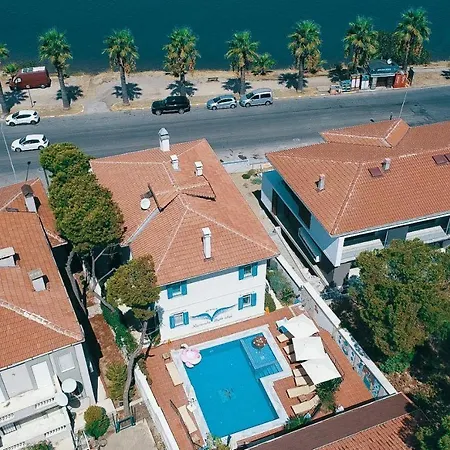 Karamela Ayvalik
